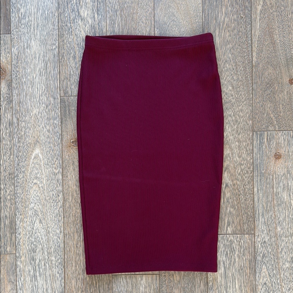 Burgundy Ribbed Pencil Skirt S